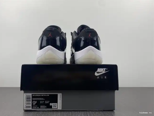 Cheap Kickmax 11 AV2187-001 Retro Air Low Jordan 72-10 0508